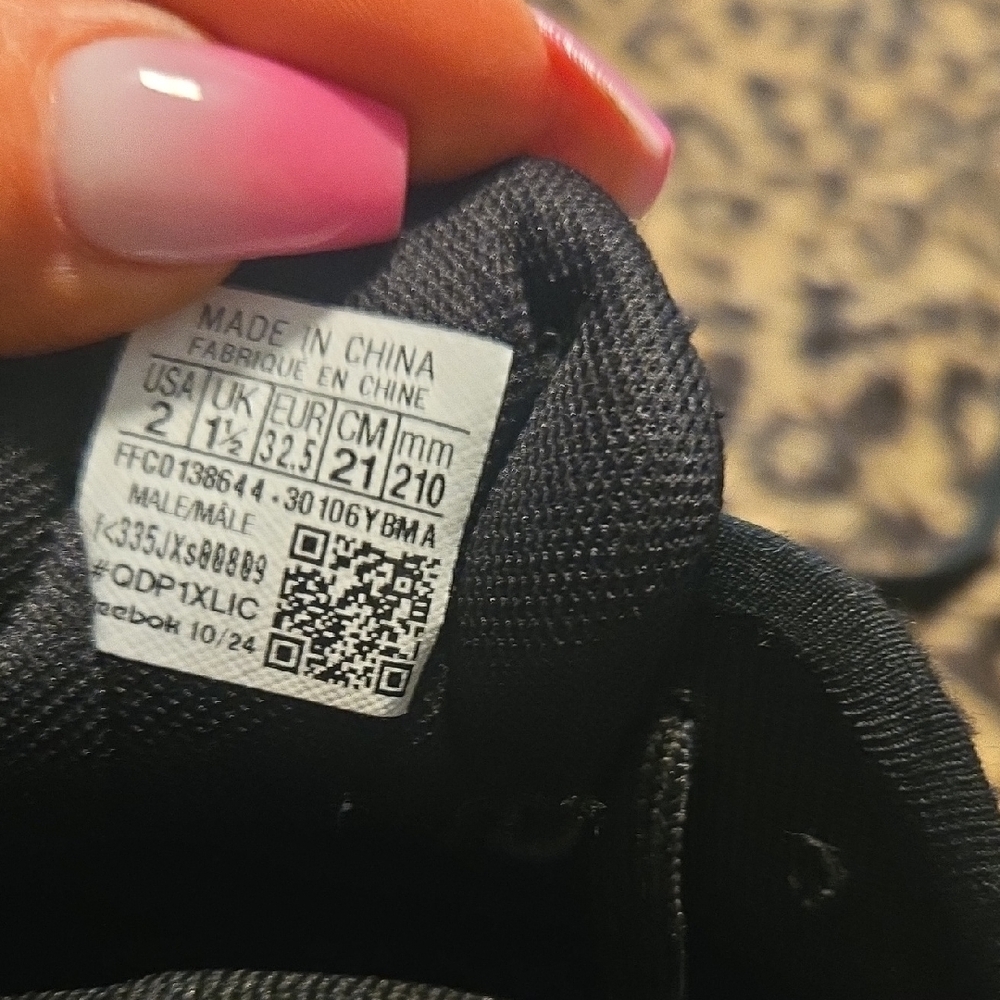 Reebok Size 2 - Picture 2 of 9